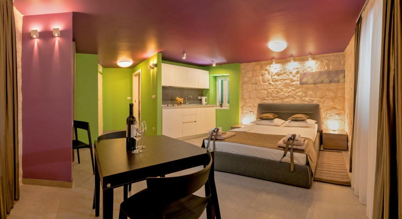 Annie'S Stone Studio & Room Split Luaran gambar